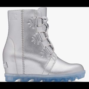 Sorel Joan of Arctic Wedge Frozen Kids 5/Adult 7